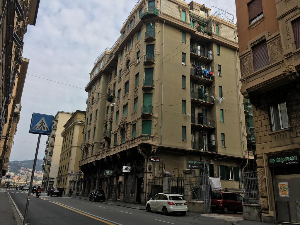 Апартаменты La Casa Di Matteino Генуя Экстерьер фото